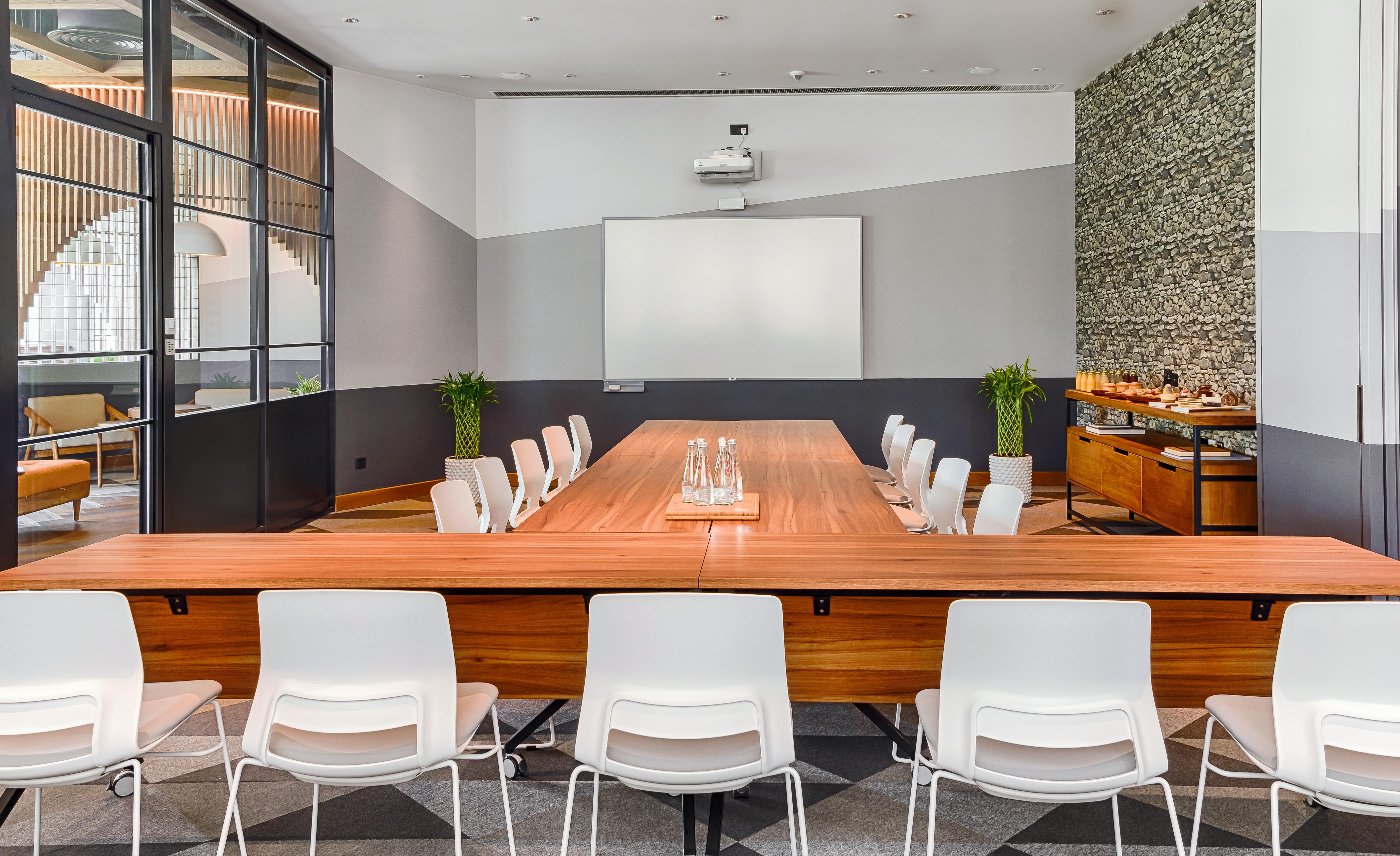 Shangri-La Colombo Exterior photo Meeting room at the University of Westminster